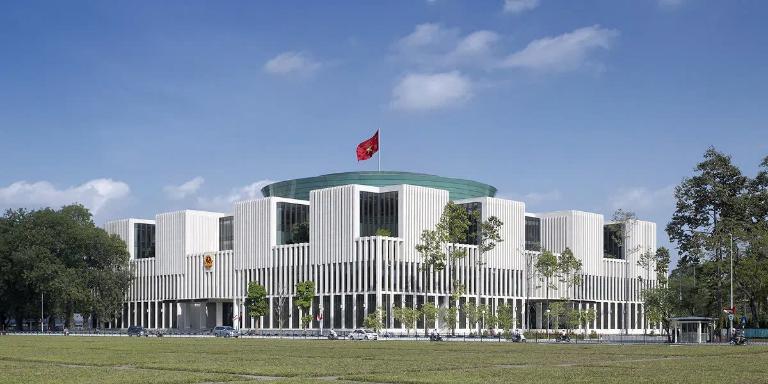 The National Assembly Building' s modern, streamlined design pays homage to Vietnam's rich political past