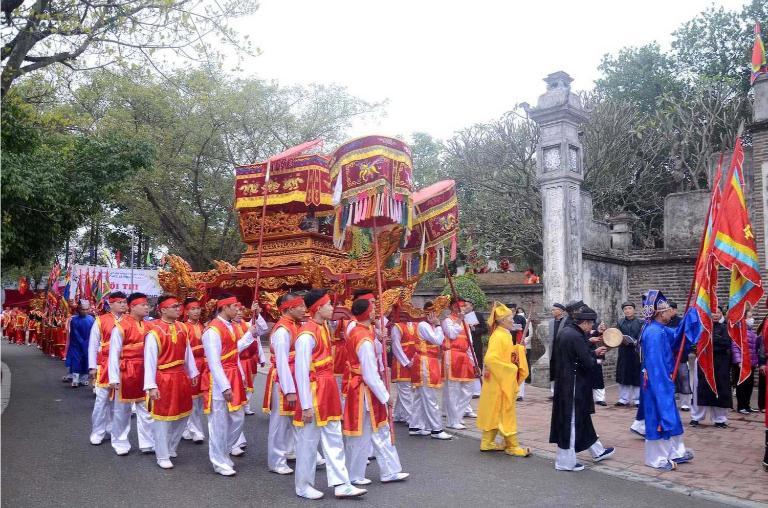 Co Loa Festival, which takes place annually in the first lunar month.