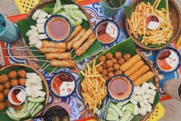 Famous Street Food Dishes in Hanoi (