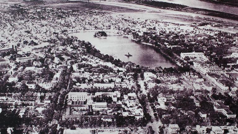 Hoan Kiem Lake