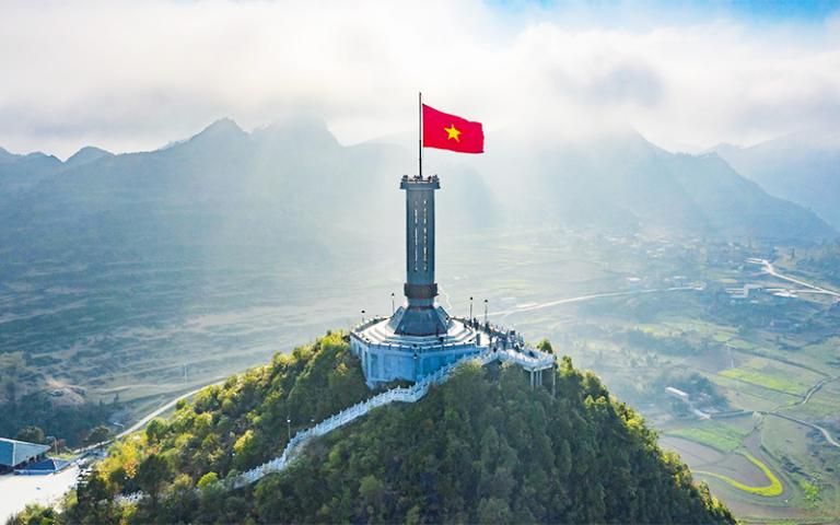 Lung Cu Flag Tower