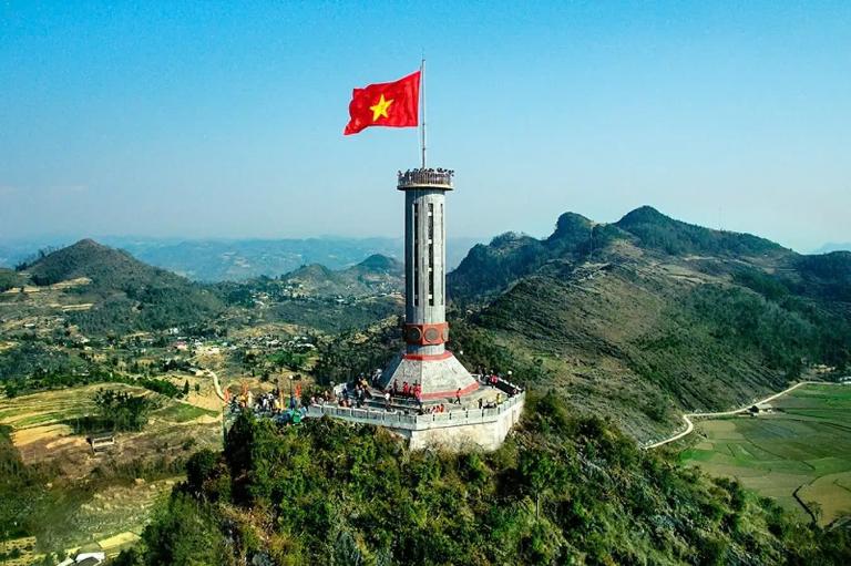 Lung Cu flagpole marks the northernmost point of the country