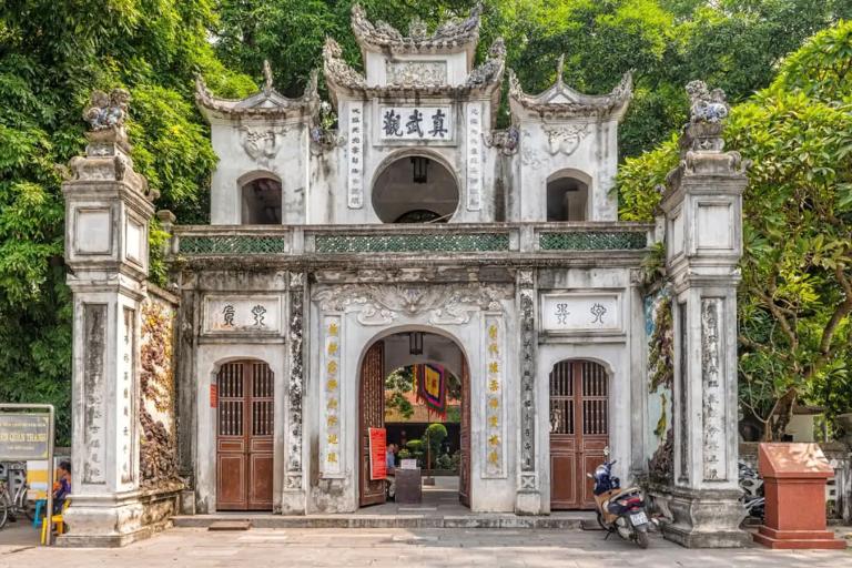 Quan Thanh Temple stands as a testament to Vietnam's rich history. 