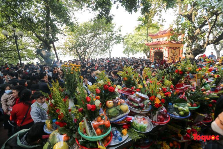 Incense Offering Ceremony express the sincere devotion of followers to the deities