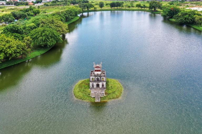 Turtle Tower’s location on a small island in the middle of Hoan Kiem Lake is central to its architectural appeal.