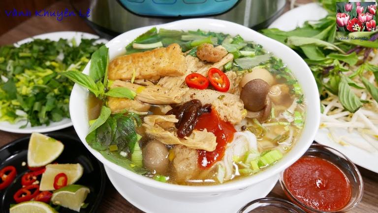 Pho Chay is one of must-try vegertarian dishes in Hanoi