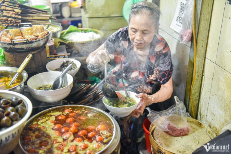 street food in Hanoi