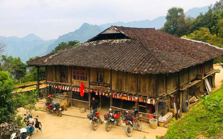 China Border Crawl Loop