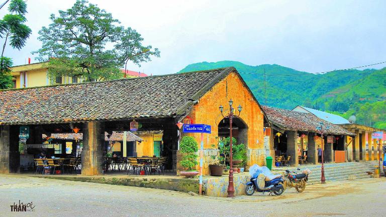 Dong Van's old houses are amazing, distinguished by their original building techniques and materials