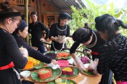 Five-Color Sticky Rice of Ha Giang: A Specialty Rich in Ethnic Culture