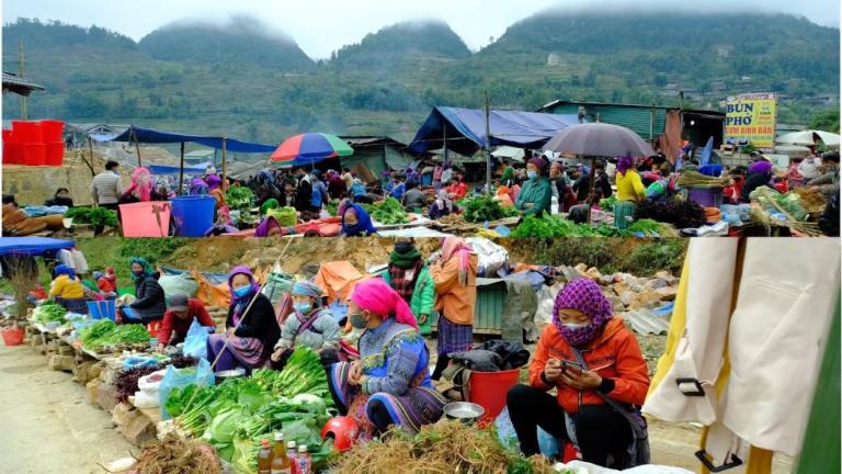 Dong Van's markets bring together various ethnic groups