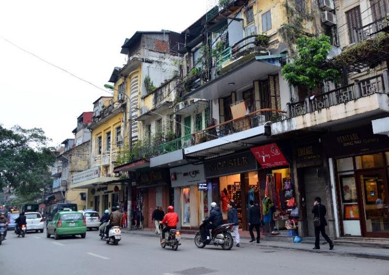 Hang Gai Street beckons travelers with its unique blend of history, culture, and shopping experiences.