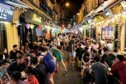 Foodies will find paradise at Hanoi Old Quarter Market