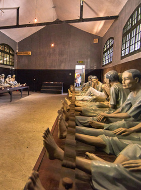 Hoa Lo Prison