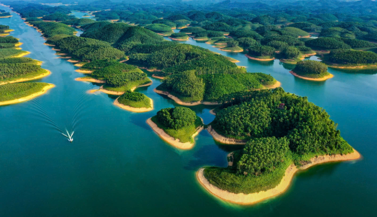 Thac Ba lake is dotted with numerous islands and is surrounded by lush forests and stunning landscapes.