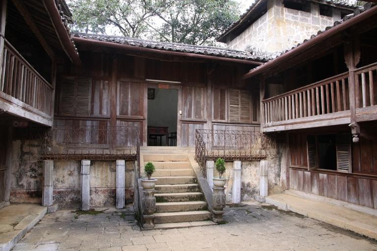 Hmong Kings’ Palace