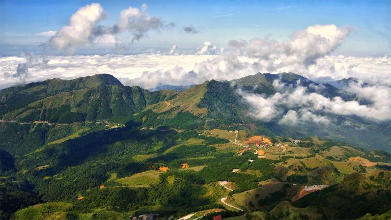 Mau Son Mountain - Bac Son Valley Loop