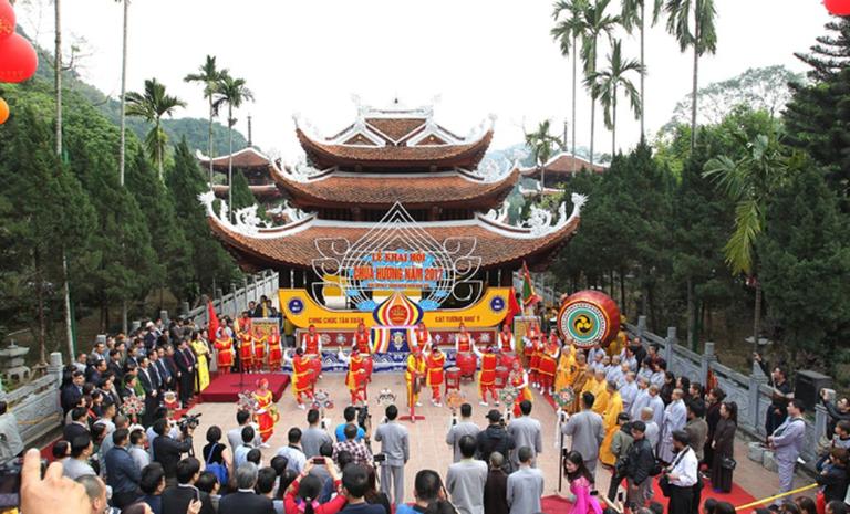 Perfume Pagoda Festival