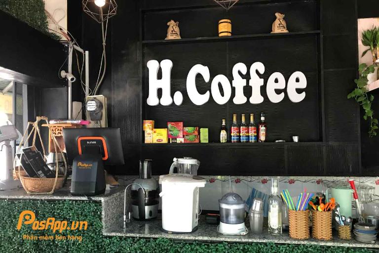 Tucked away in a quiet alley, H Coffee offers a cozy escape from the city’s hustle and bustle. 