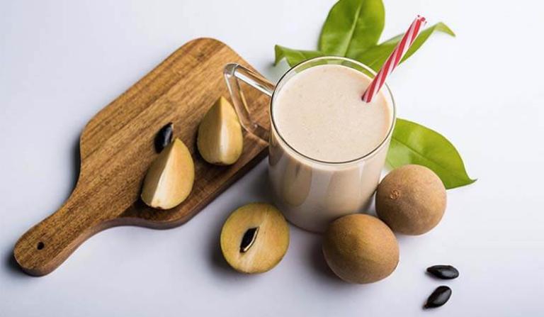 This harmonious combination creates a smoothie that’s indulgent and irresistible.