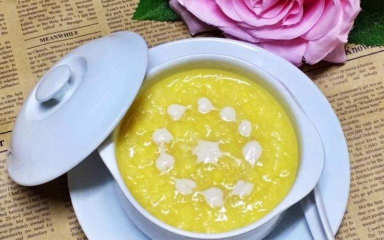 Che Dau Xanh is a refreshingly simple yet satisfying Vietnamese dessert