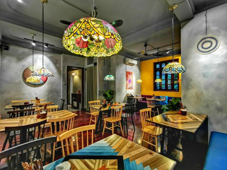 Veggie Castle is a jewel in Hanoi's vegetarian scene for anyone looking for a healthy, plant-based meal.