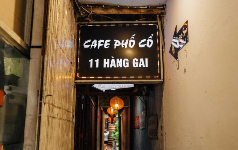 Phố Cổ Cafe offers a relaxing atmosphere with its unique décor.