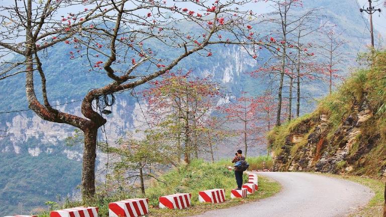 The ride from Ha Giang to Du Gia offers thrilling mountain views and adventure.