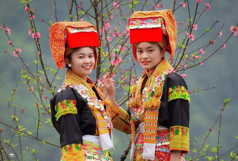 Dive into the colorful world of Dao costumes, where culture comes alive!