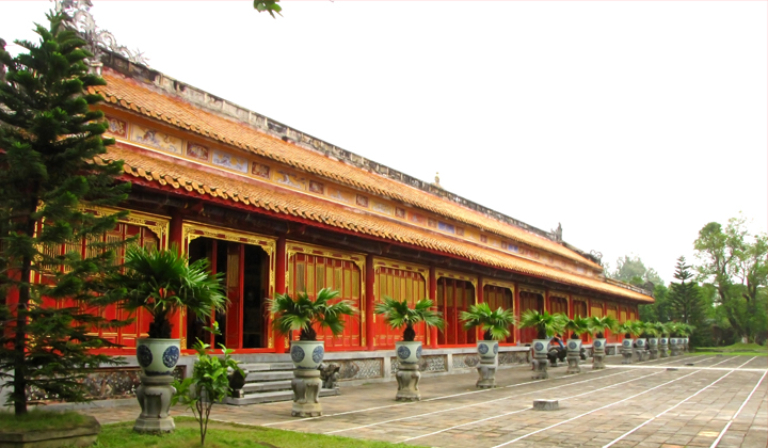 Complex of Hue Monuments