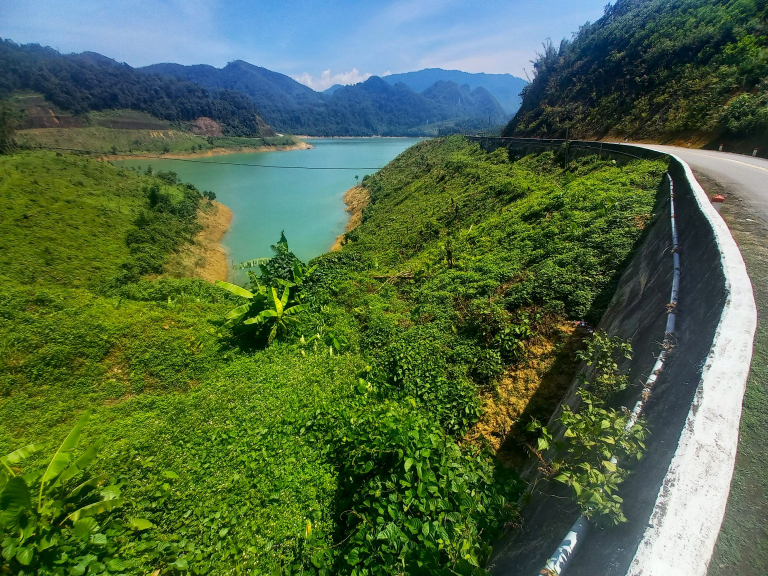 Golden Loop Vietnam