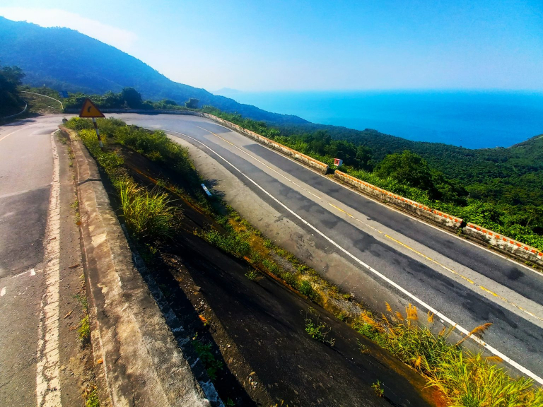 Hai Van Pass Motorbike Tour