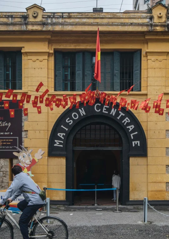 Hoa Lo Prison