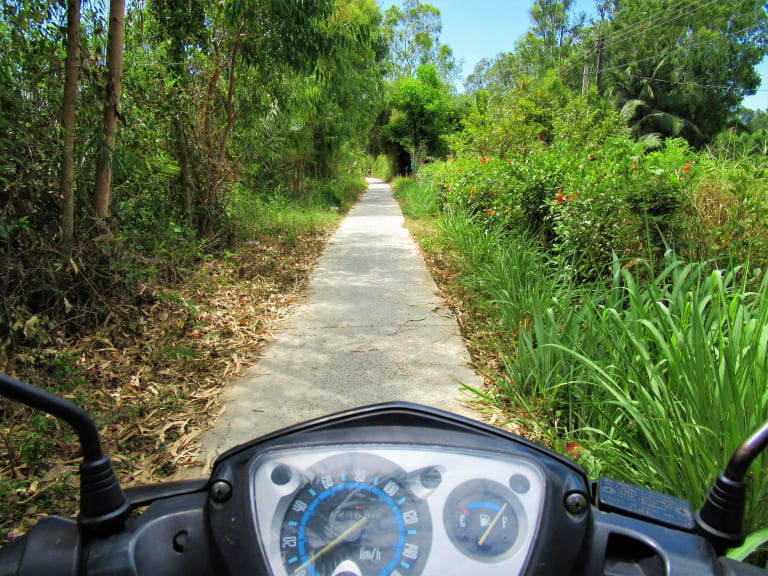 Khmer Temple-Hopping Motorbike Loop in Tra Vinh