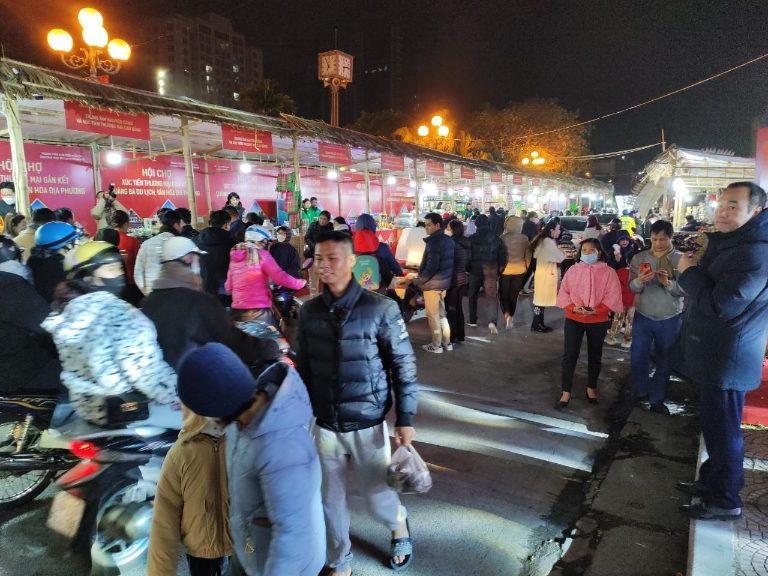 Markets in Hanoi