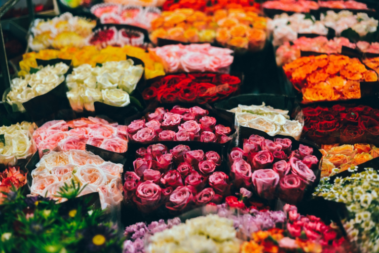 Quang Ba Flower Market