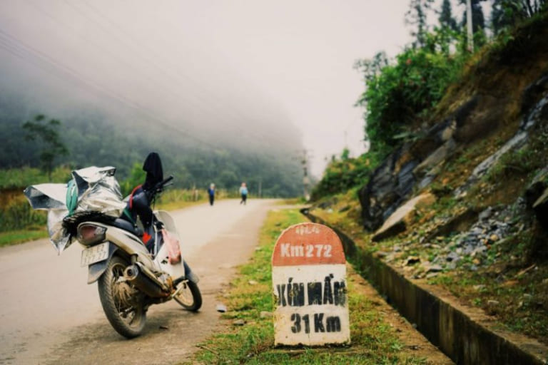 Tips for Riding Downhill on a Scooter