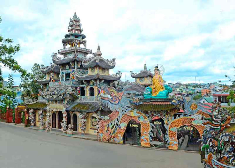 Temples in Vietnam