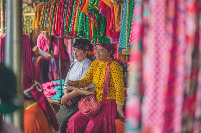 Where to Buy Traditional Handicrafts and Souvenirs in Ha Giang