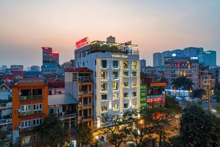 22Land Residence Hotel & Spa is a 4-star hotel located 3 km from Hanoi's center. 