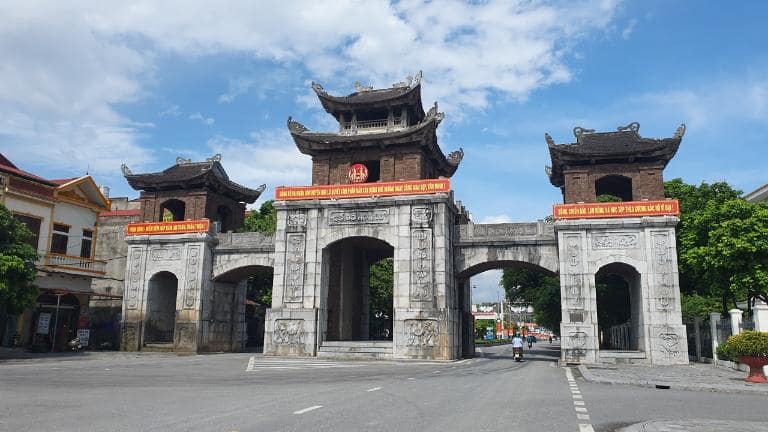 Visit the ancient capital of Hoa Lu to discover 10th-century temples and learn about Vietnam’s rich history.