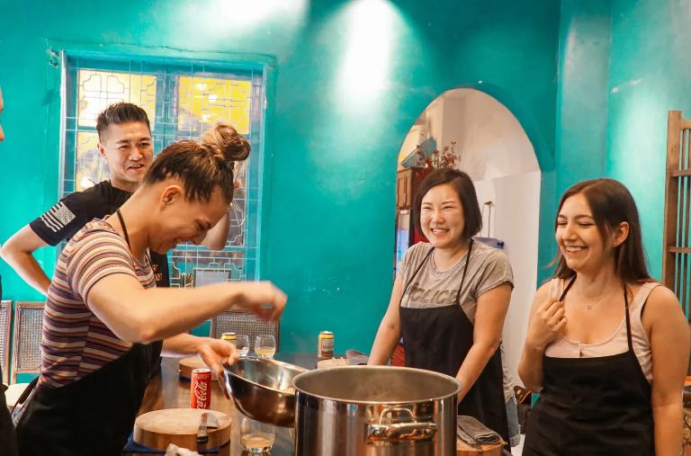 Take this relaxed cooking class twice a day, with small groups and personalized attention.