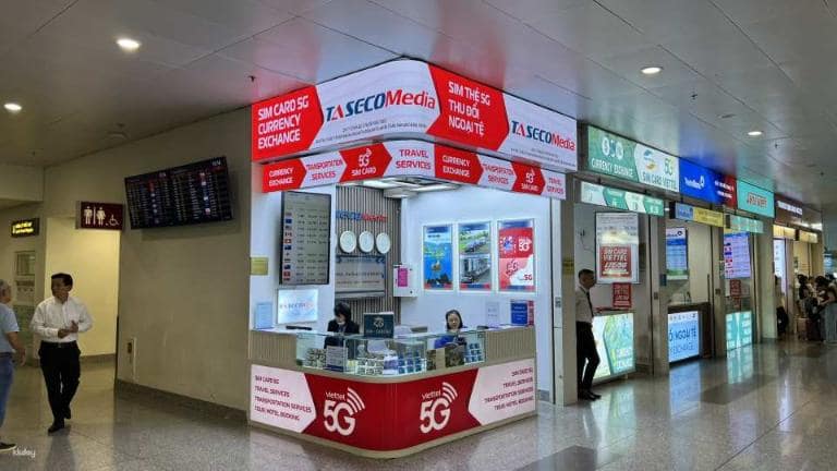 For large amounts, avoid airports despite their currency exchange Hanoi convenience.