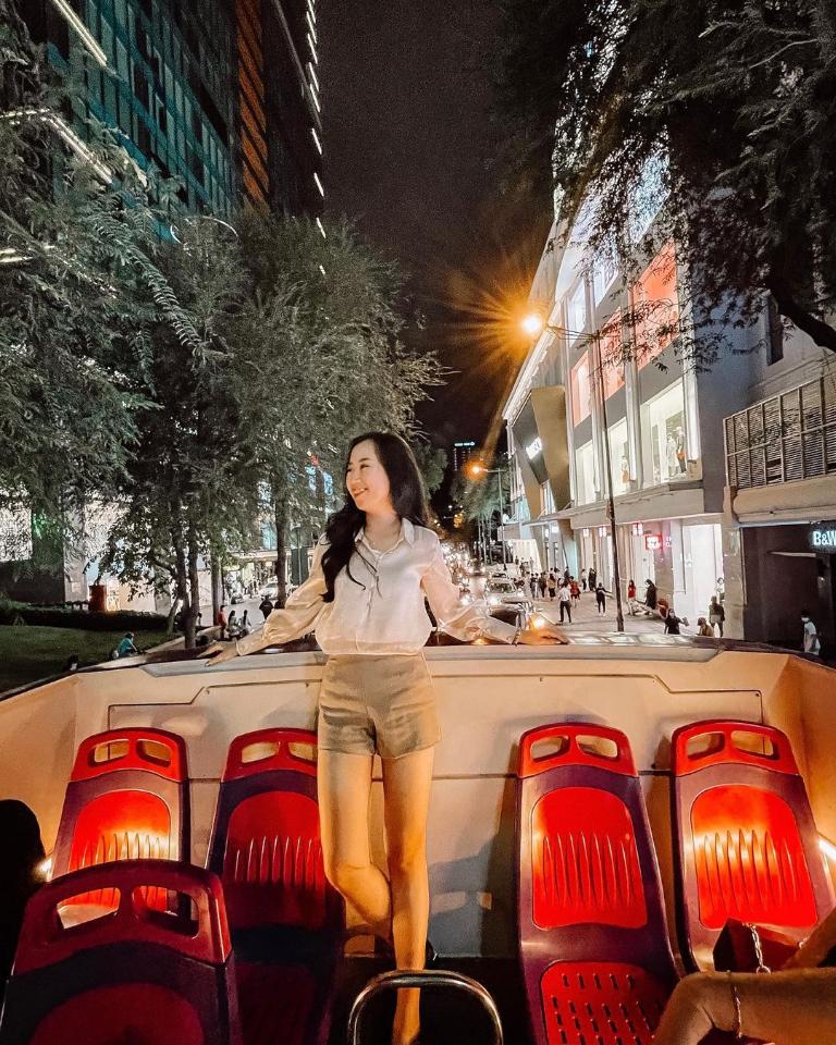 Hanoi's nighttime double-decker bus tour visits 30 attractions on 25 streets, running at 7:00 and 8:00 PM.