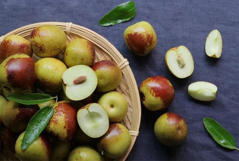 Sapa's pink apples are crisp and sweet, grown only in the region’s cool climate.