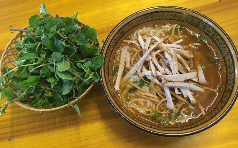 Pho Sapa is best enjoyed at local markets in Sapa, offering an authentic, flavorful dining experience.