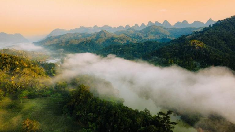 Tay Con Linh Peak showcases breathtaking landscapes, with lush valleys and stunning cloud formations.