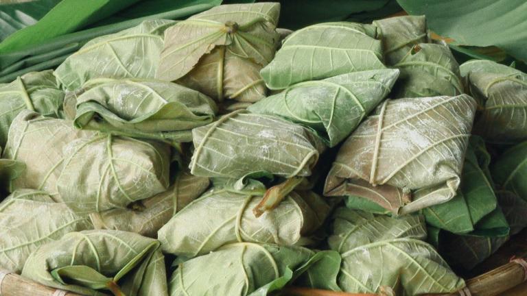 Ant Egg Cake in Cao Bang