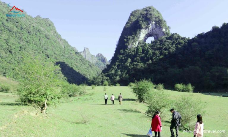 Cao Bang-Thung Mountain-Thang Hen Lake Tour