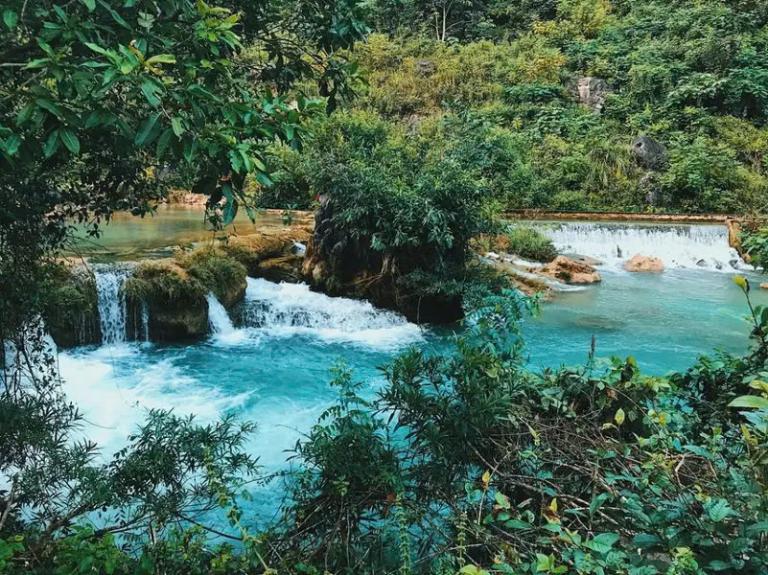 Cao Bang-Thung Mountain-Thang Hen Lake Tour